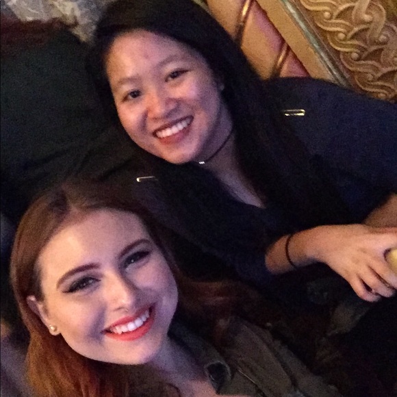 Meet your Posher, LeAnna - Picture 1 of 1